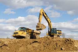 Using Simulation to Tackle Added Constraints on a Complex Earthmoving and Construction Project